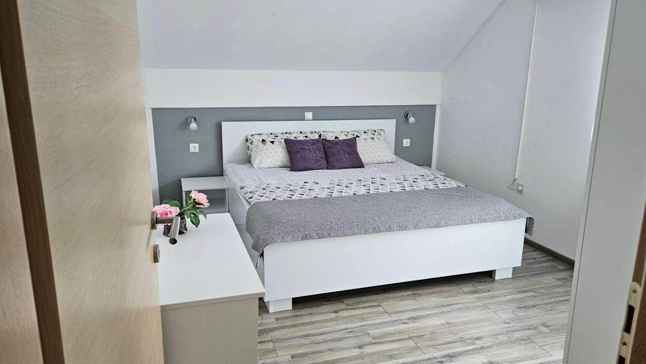 Apartment Andrea Smoljanac Kültér fotó