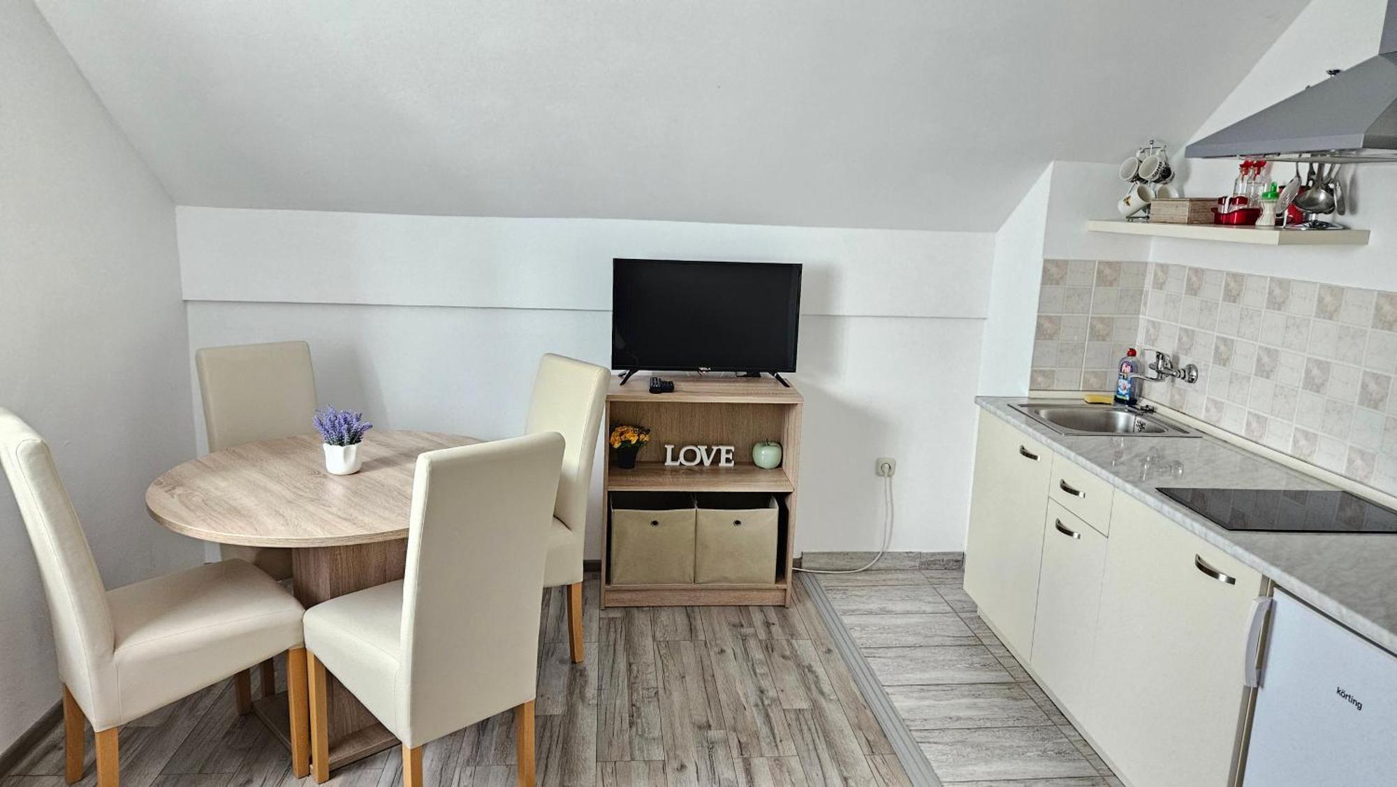 Apartment Andrea Smoljanac Kültér fotó